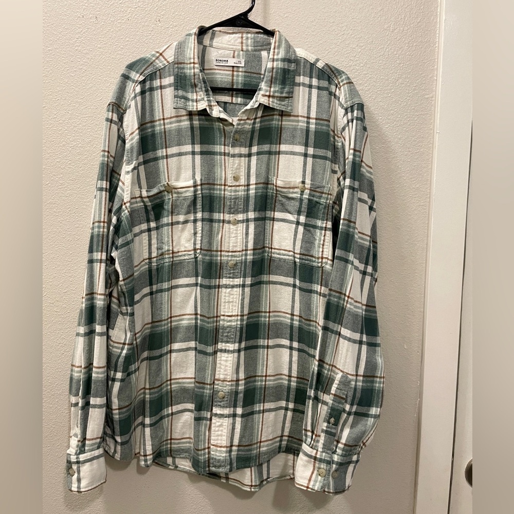 Sonoma Men’s Long-Sleeve Button-Down Shirt